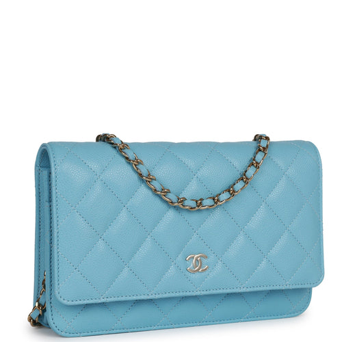 Classic card holder - Lambskin & silver-tone metal, blue — Fashion | CHANEL