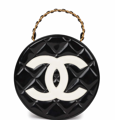 Favorite Chanel Vintage: The Vanity Bag & Duma Backpack – Madison