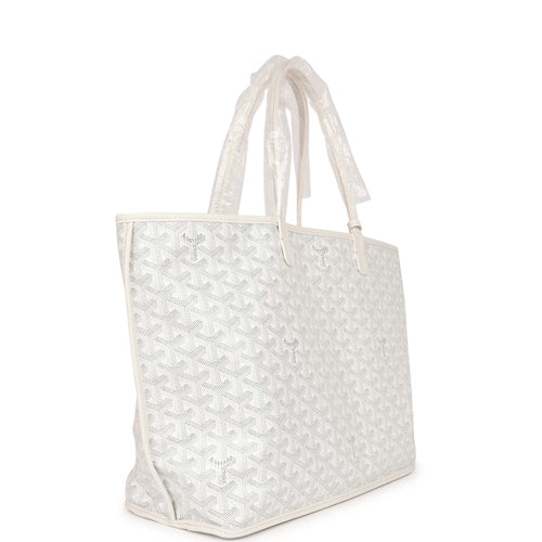 Goyard Goyardine Green St. Louis GM Tote Bag Palladium Hardware – Madison  Avenue Couture