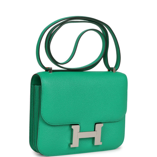 Hermes Constance 18 Nata Chevre Mysore Gold Hardware – Madison Avenue  Couture