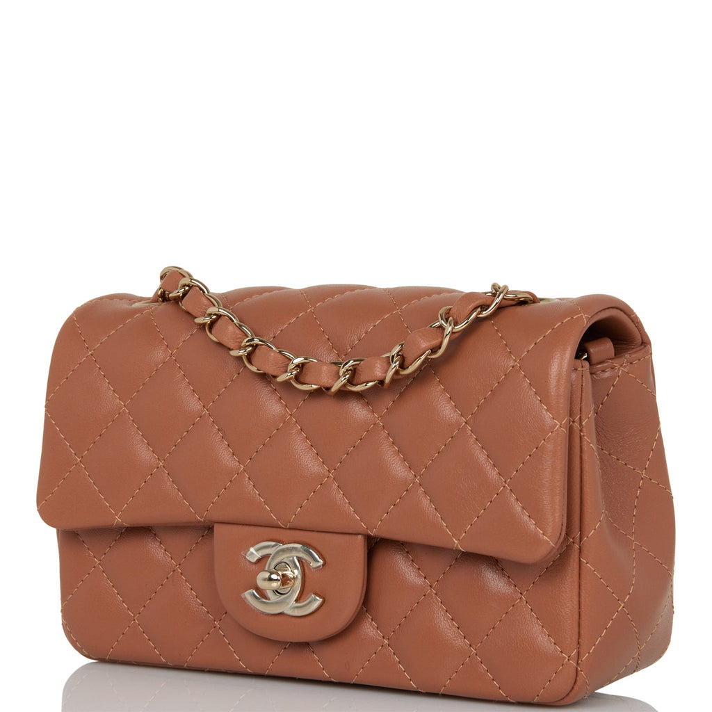 Chanel 21A 19 Flap Bag Camel Lambskin  ＬＯＶＥＬＯＴＳＬＵＸＵＲＹ