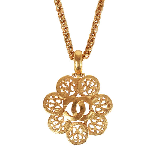 Chanel Vintage Gold CC Clover Necklace – Amarcord Vintage Fashion