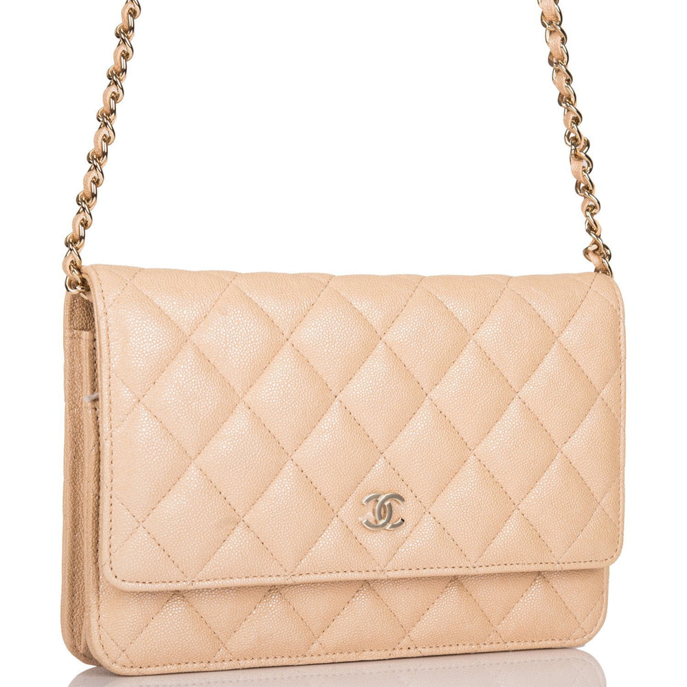 chanel classic quilted woc