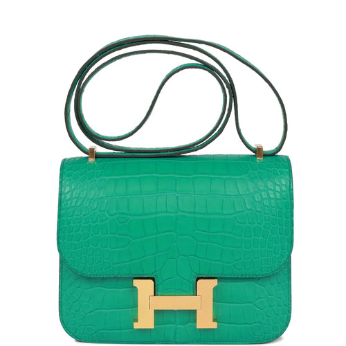 Hermes Constance 18 Vert Verone Ostrich Gold Hardware – Madison Avenue  Couture