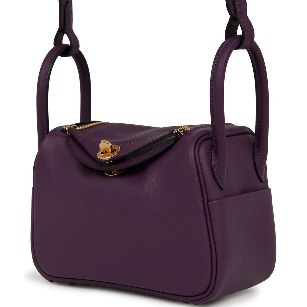 hermes cassis color