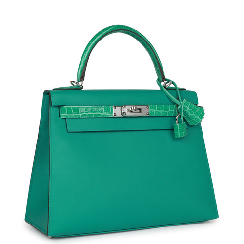 Hermès Vert Criquet Evercolor Kelly Danse Gold Hardware, 2020 Available For  Immediate Sale At Sotheby's