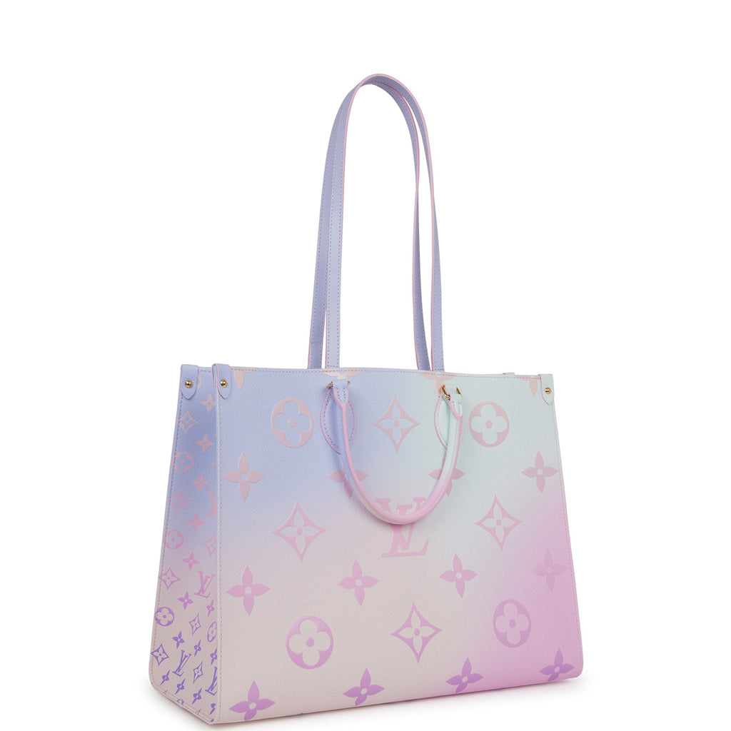 Louis Vuitton Blue Monogram Escale Coated Canvas Neverfull MM Silver  Hardware, 2020 Available For Immediate Sale At Sotheby's