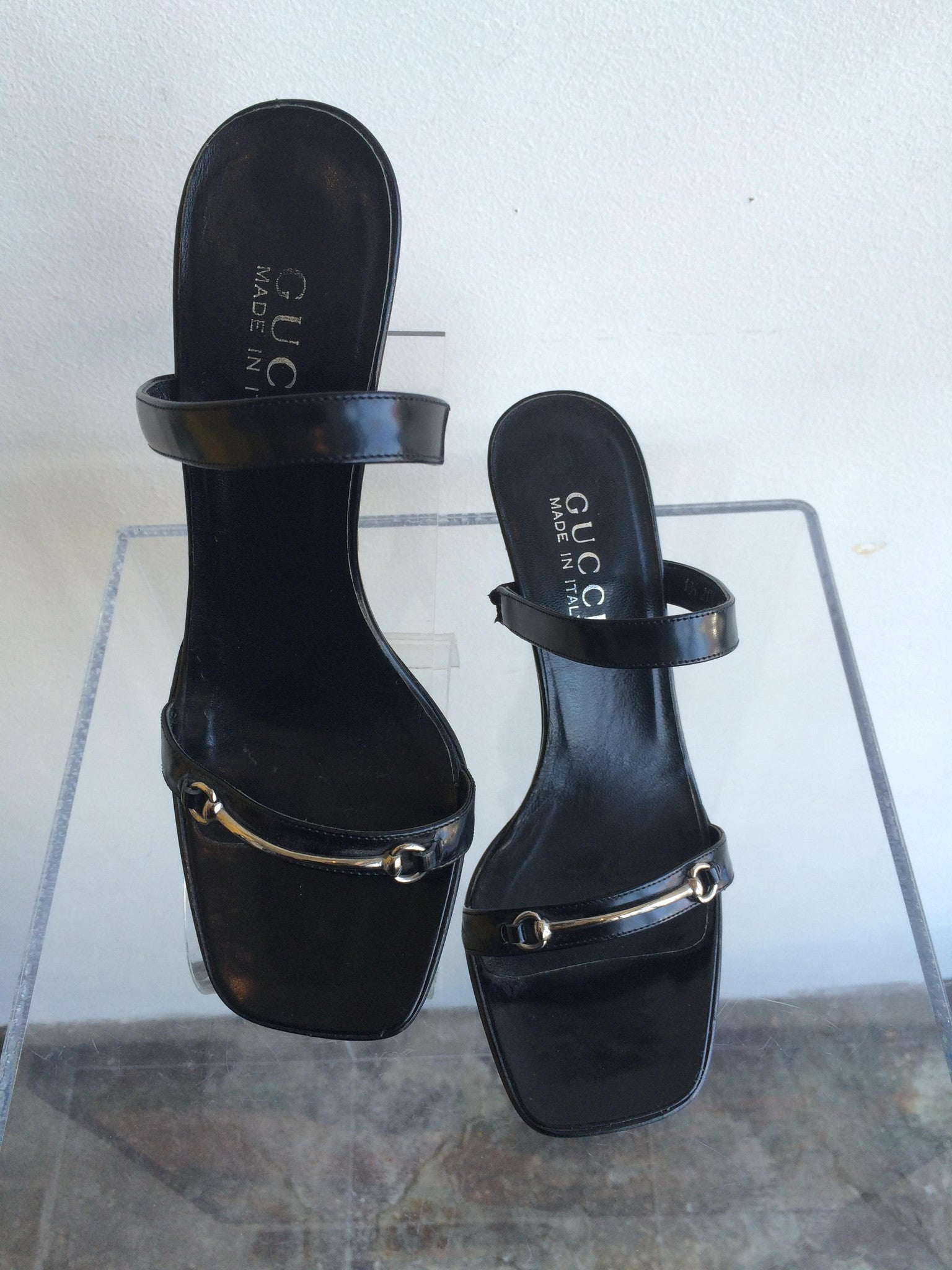 Gucci Black Open Toe Sandals – catwalk
