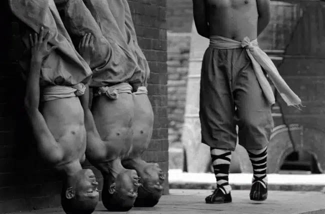 SHAOLIN: INTERNAL AND EXTERNAL KUNG FU