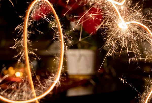 Advanced Techniques for Using Wedding Sparklers in Your Decor 2