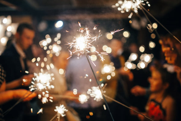 Planning Tips For A Sparkler Send-Off At Your Wedding 2