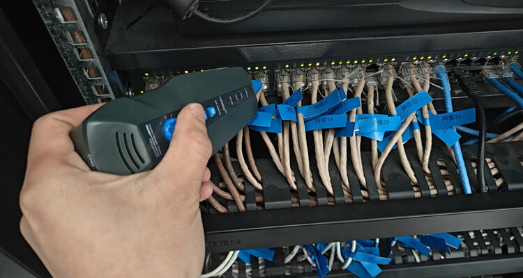 Найдите кабель Ethernet с NF-8601S
