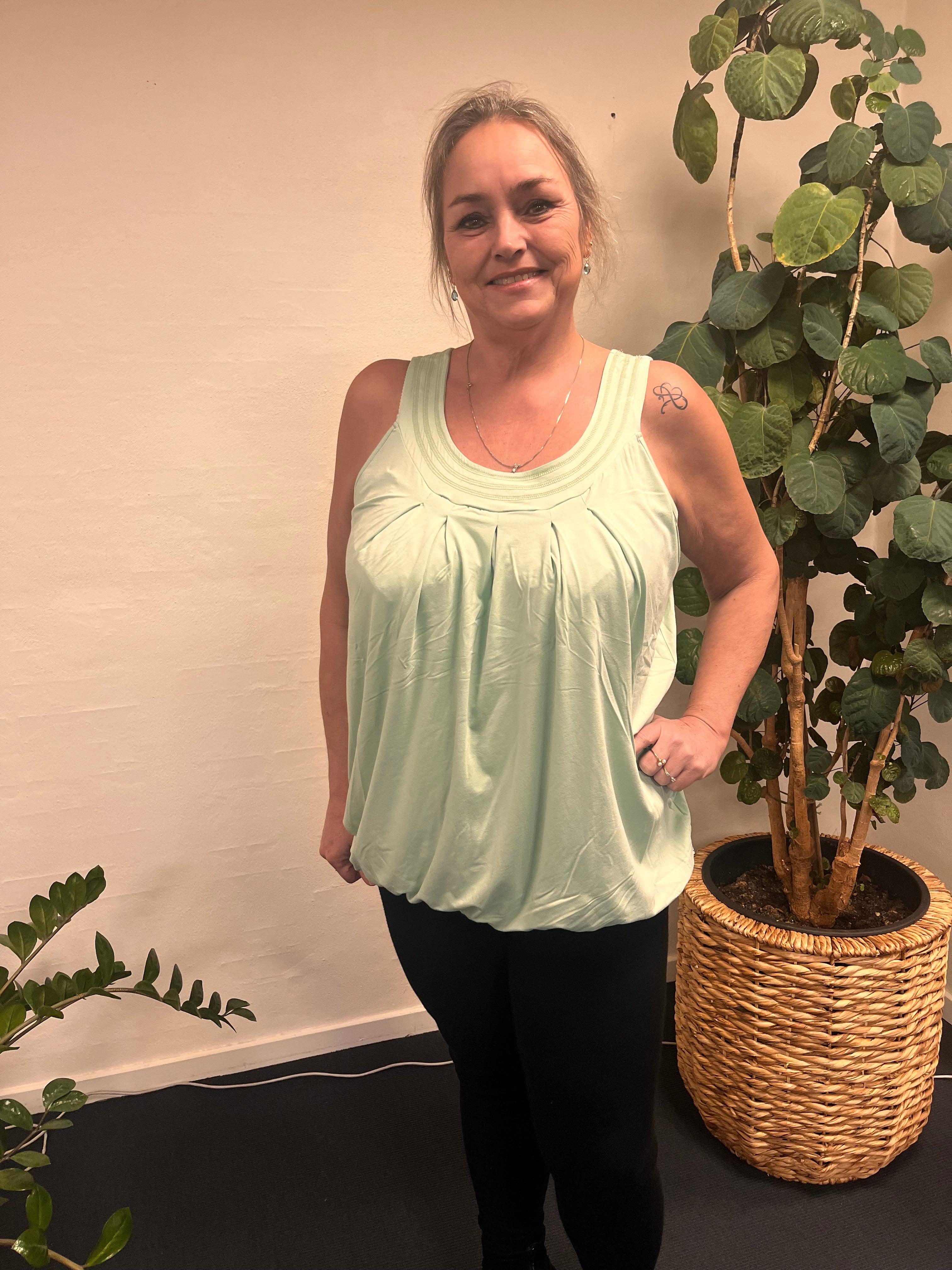 Zhenzi Lisg | Apple Green Top