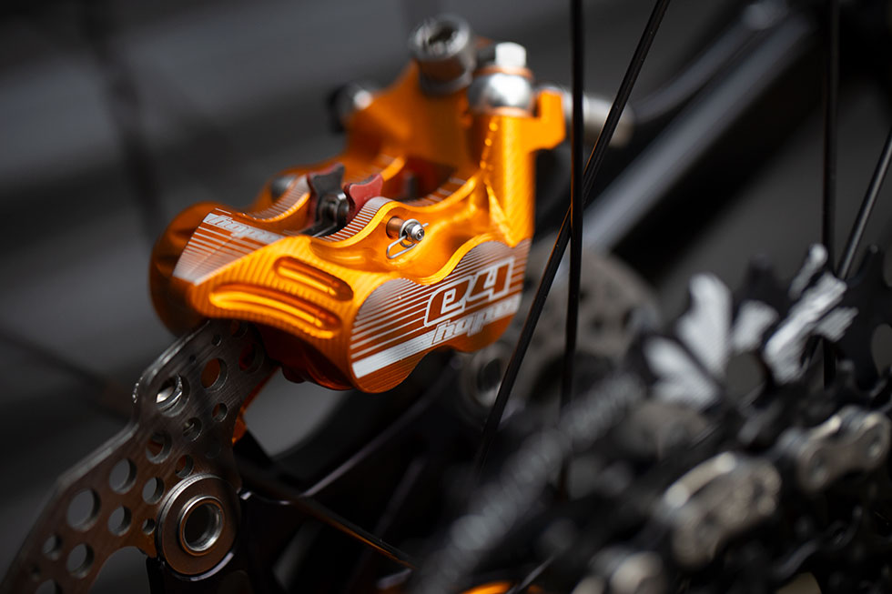 Hope Tech 3 E4 Brakes in Orange