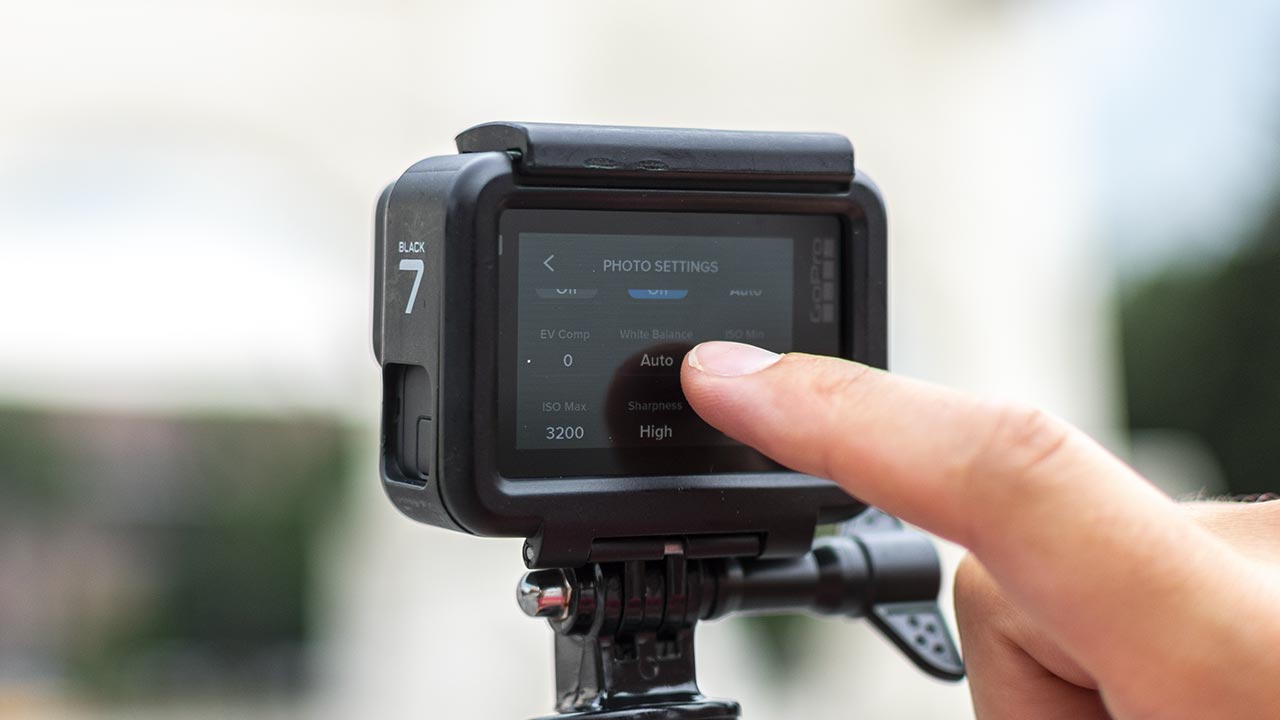 How to Use GoPro as Dash Cam (and a Better Way) Best Settings