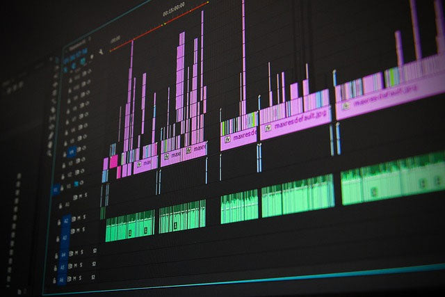 Audio and video sequence in video editing software