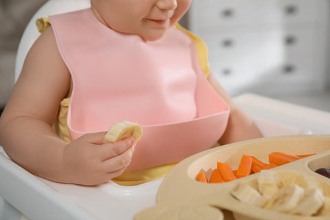 How to Introduce Solids: 6 Solid Tips