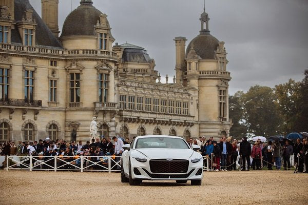 Bentley motors -car - Chateau de Chantilly
