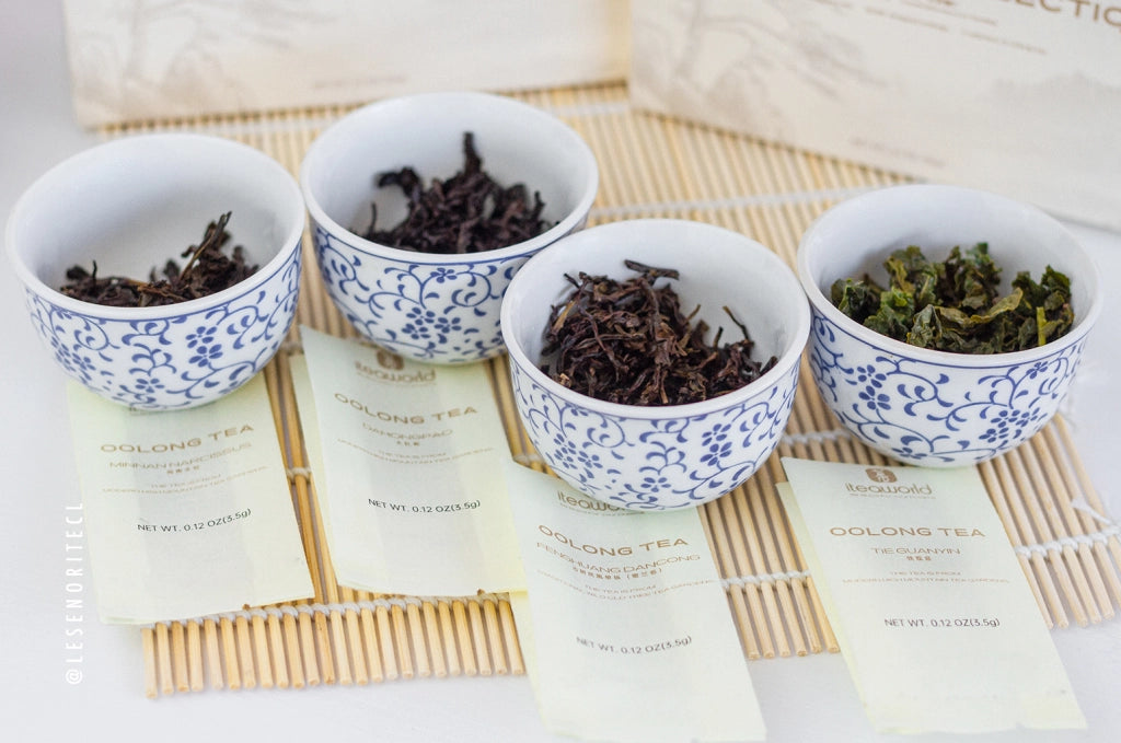Presentation-of-dry-tea-with-outer-packaging-oolong-tea