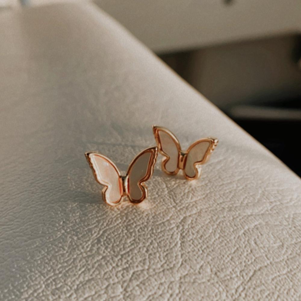 阿飛的小蝴蝶白金耳環 BUTTERFLY EARRINGS