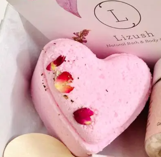 heart shaped bath bombs