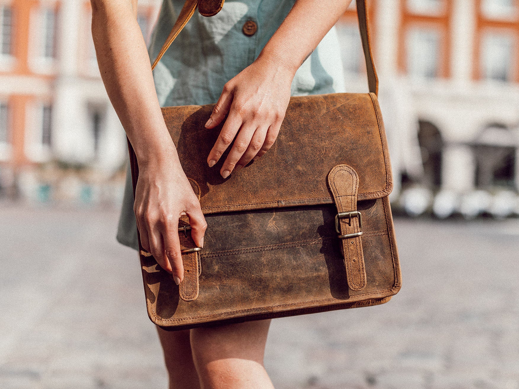 leather satchel bag