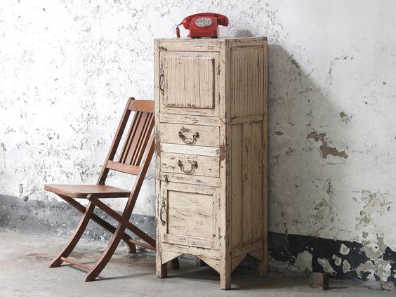 Shabby Chic White Cabinet Scaramang