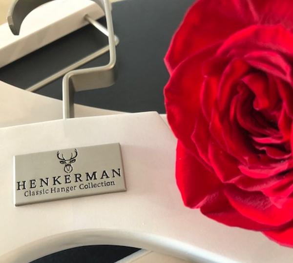 Henkerman Hangers with Rose