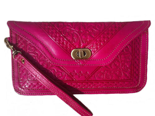 Kharrazine Clutch - Fuchsia