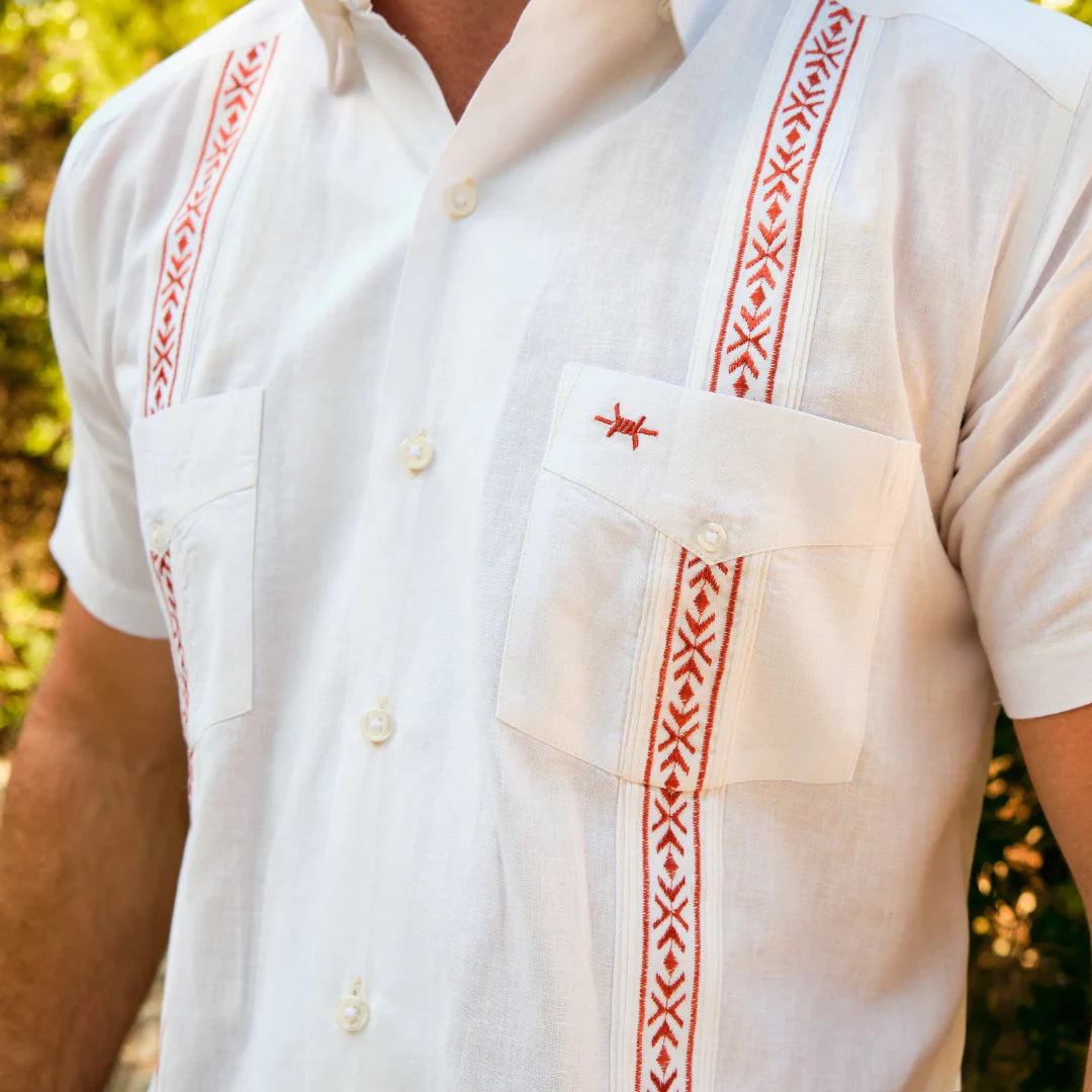 Head turning guayabera