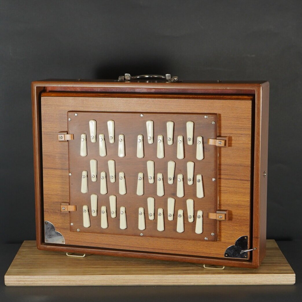 Low G - 3 Octave Shruti Box Monoj Kr Sardar - Brooklyn Healing Arts