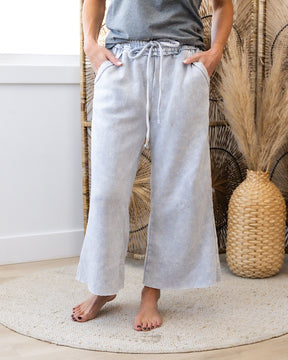 NEW! Cropped Wide Leg Comfy Pants - Light Gray