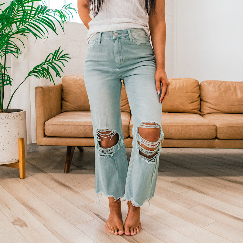 Vervet Cloud 90's Crop Flare Jeans