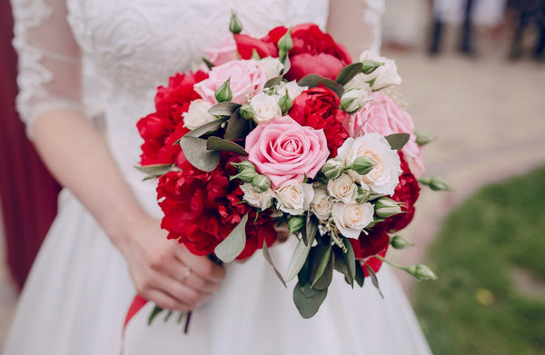 how to choose wedding flowers