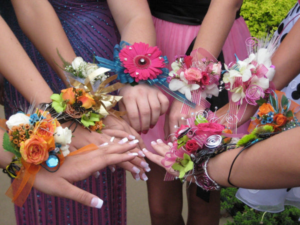 best flowers for corsages