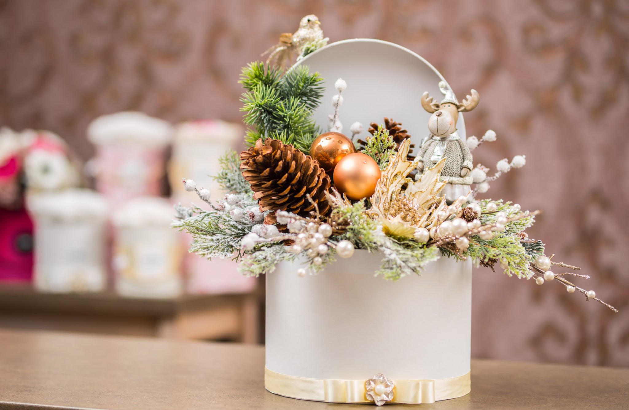 Seasonal Flower Gift Box Ideas
