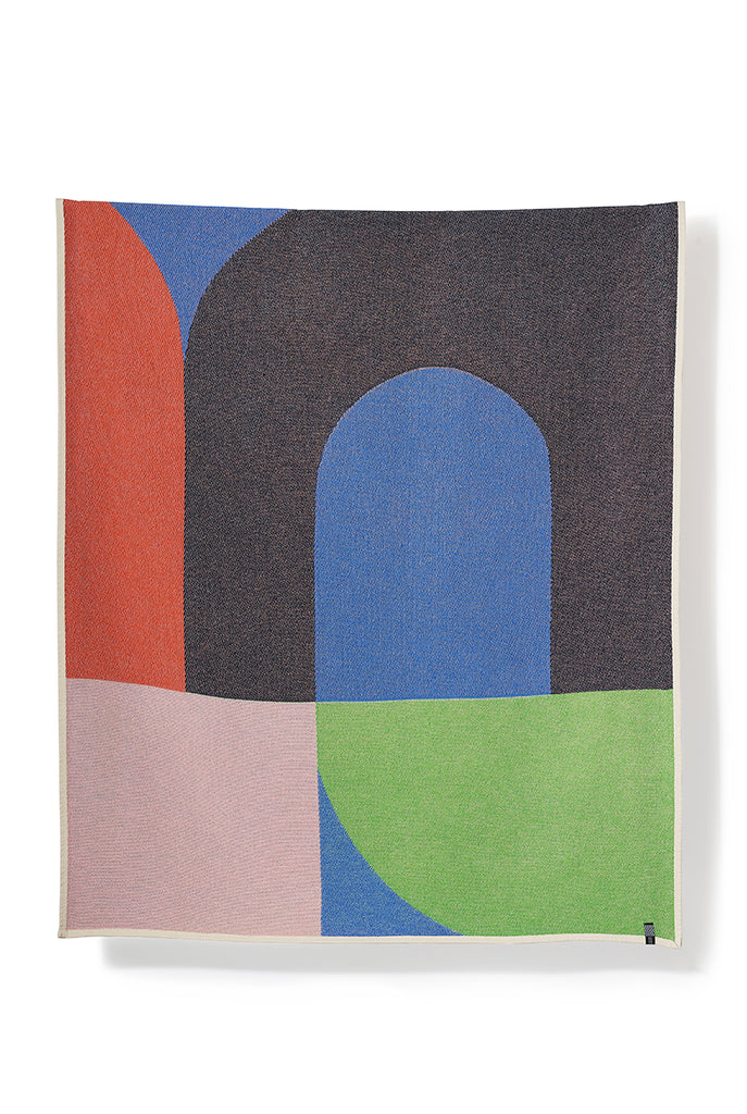 No Title Cotton Blankets & Throws par Sophie Probst & Michele Rondelli