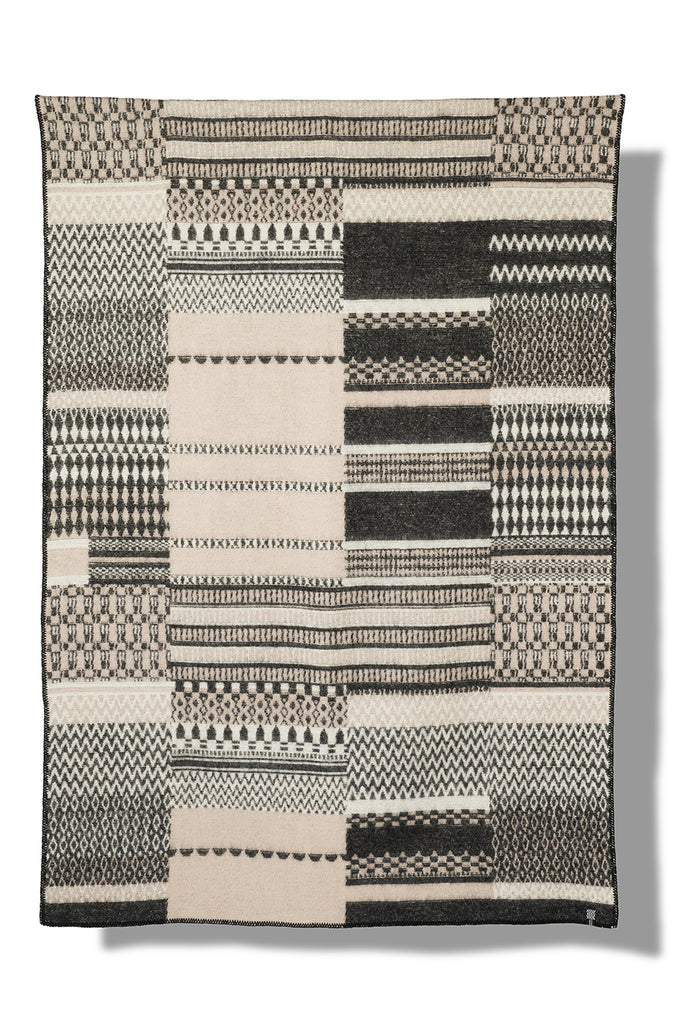 Patchwork col. black&white Wool Blanket by Michele Rondelli