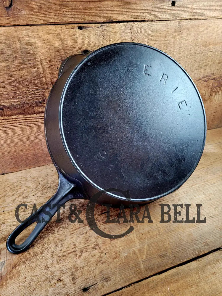 1895-1910 2nd Series ERIE #9 cast iron skillet with "D" makers mark. A collector favorite! Don't miss this one.