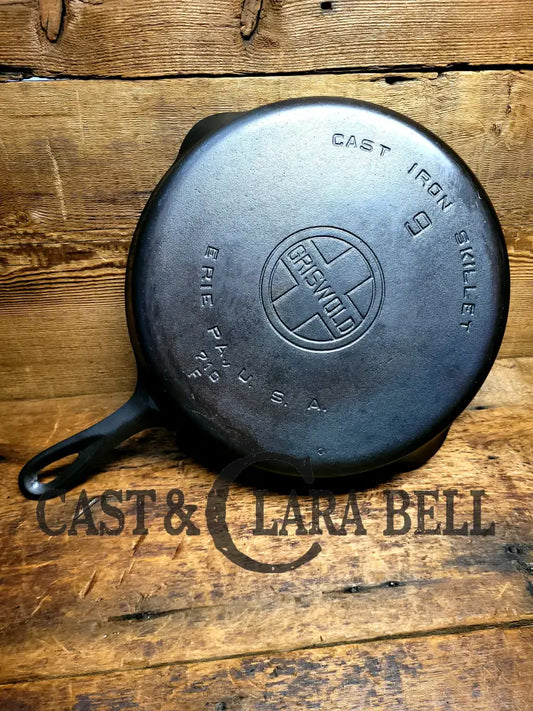 Cast Iron Guys - Griswold skillet griddle #108 with large logo (p
