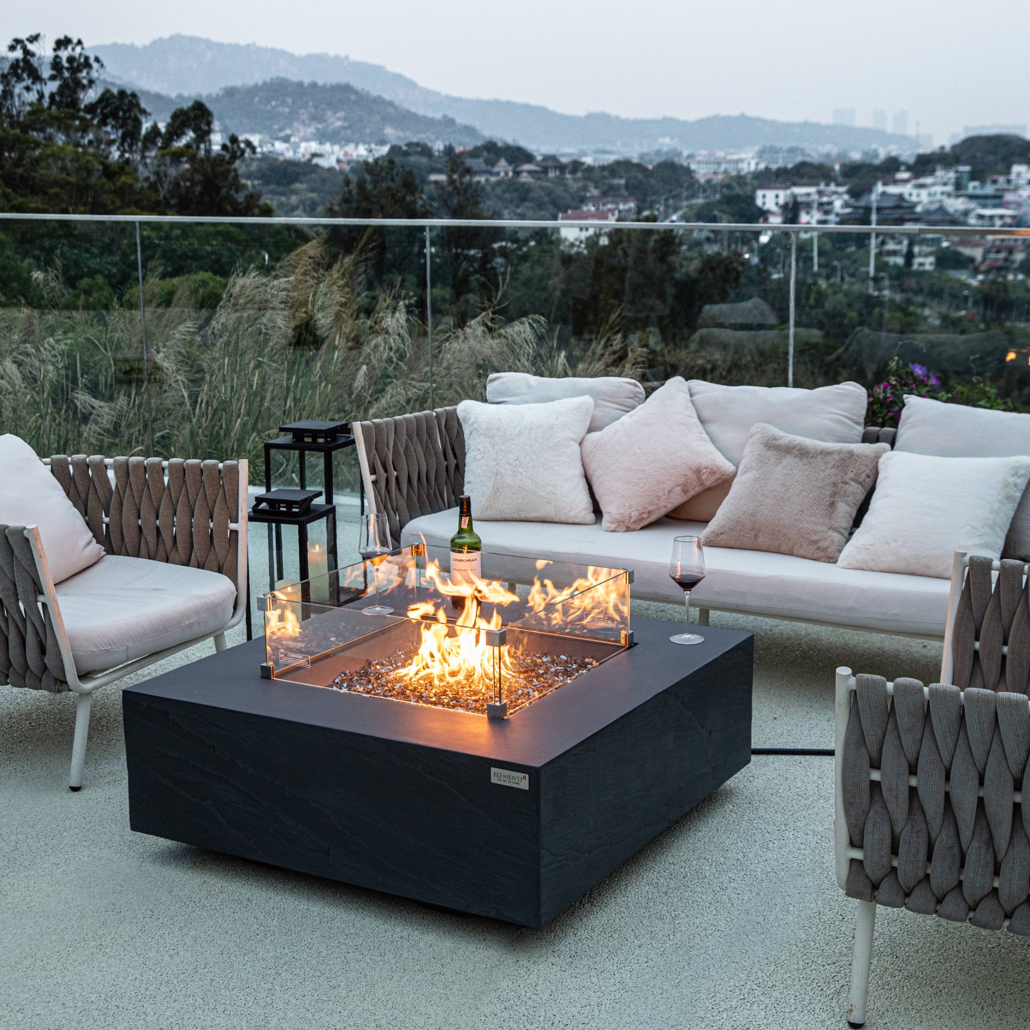 Elementi Plus Roraima Fire Table | OFG411SL