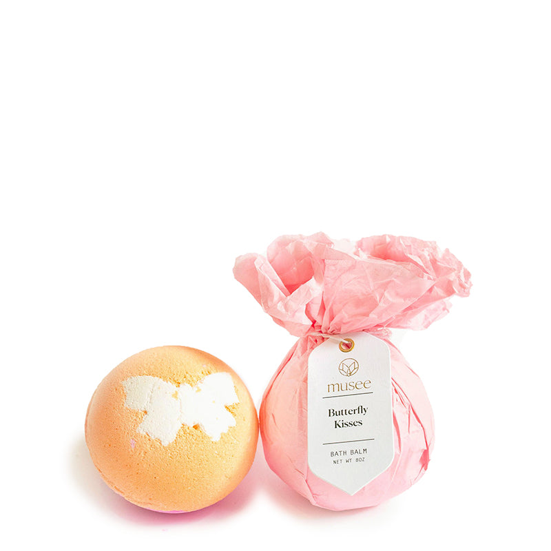 kisses bath bomb