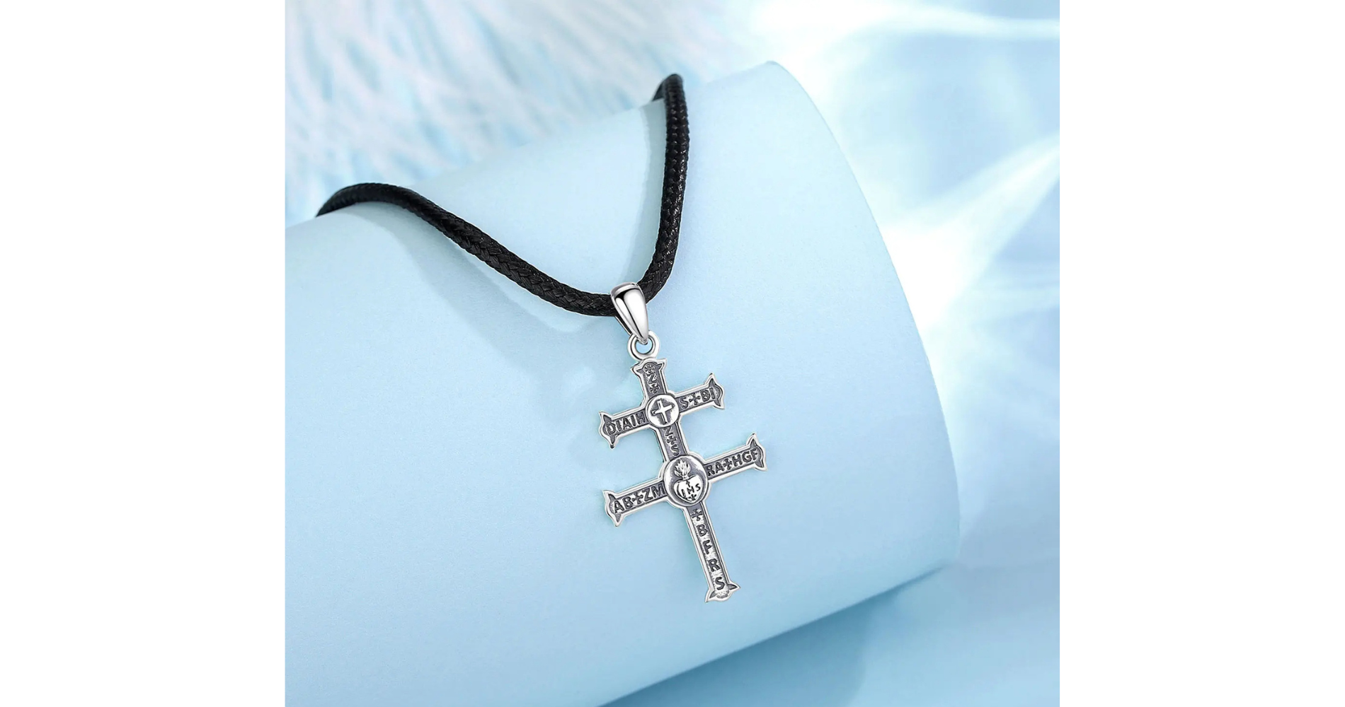 collier croix lorraine