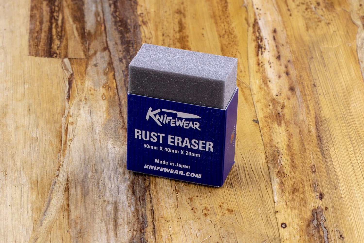 https://cdn.shopify.com/s/files/1/0780/9471/products/knifewear-rust-eraser-1dc50e92-9194-4807-a9ef-715cc190e920_1600x.jpg?v=1624054403