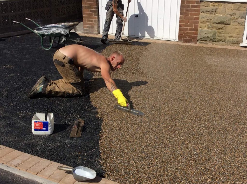 permeable resin paving install