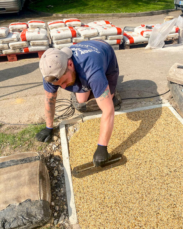 Resin Driveway Installer