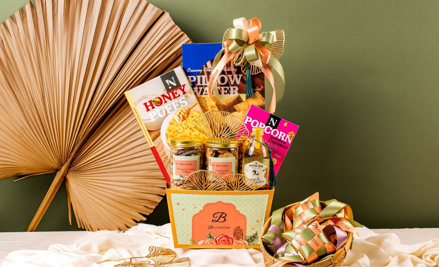 Shop Renukka Raya Hamper 2023 | BloomThis