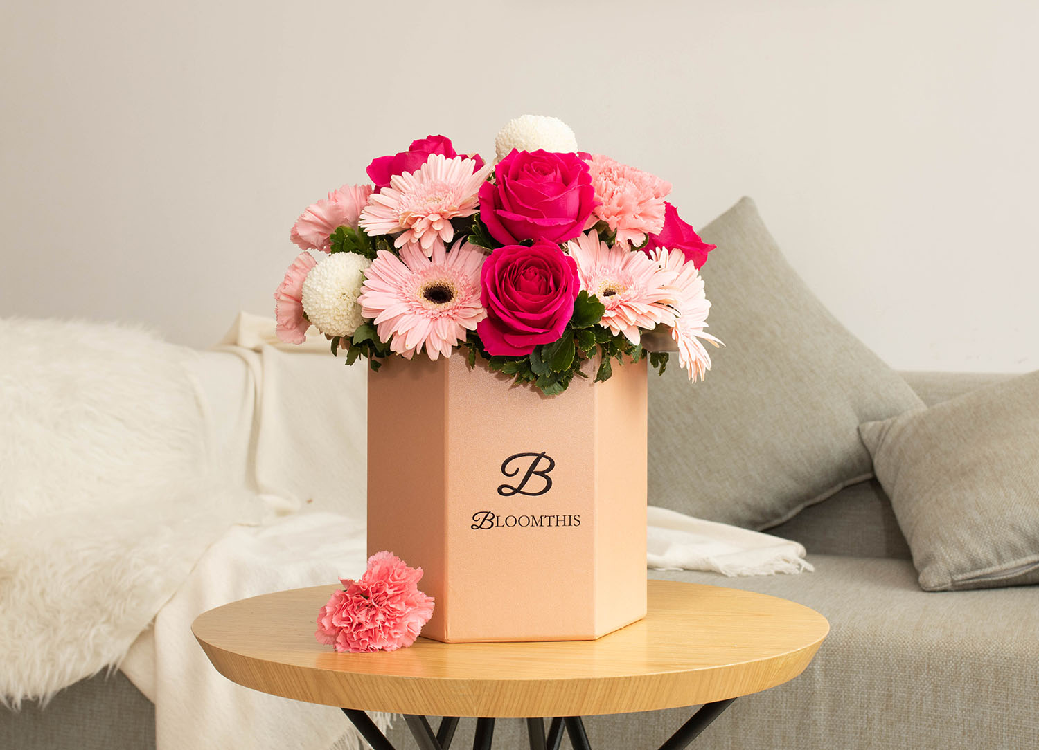 bloomthis-article-valentines-day-gift-guide-2024-02-marilyn-gerbera-rose-flower-box