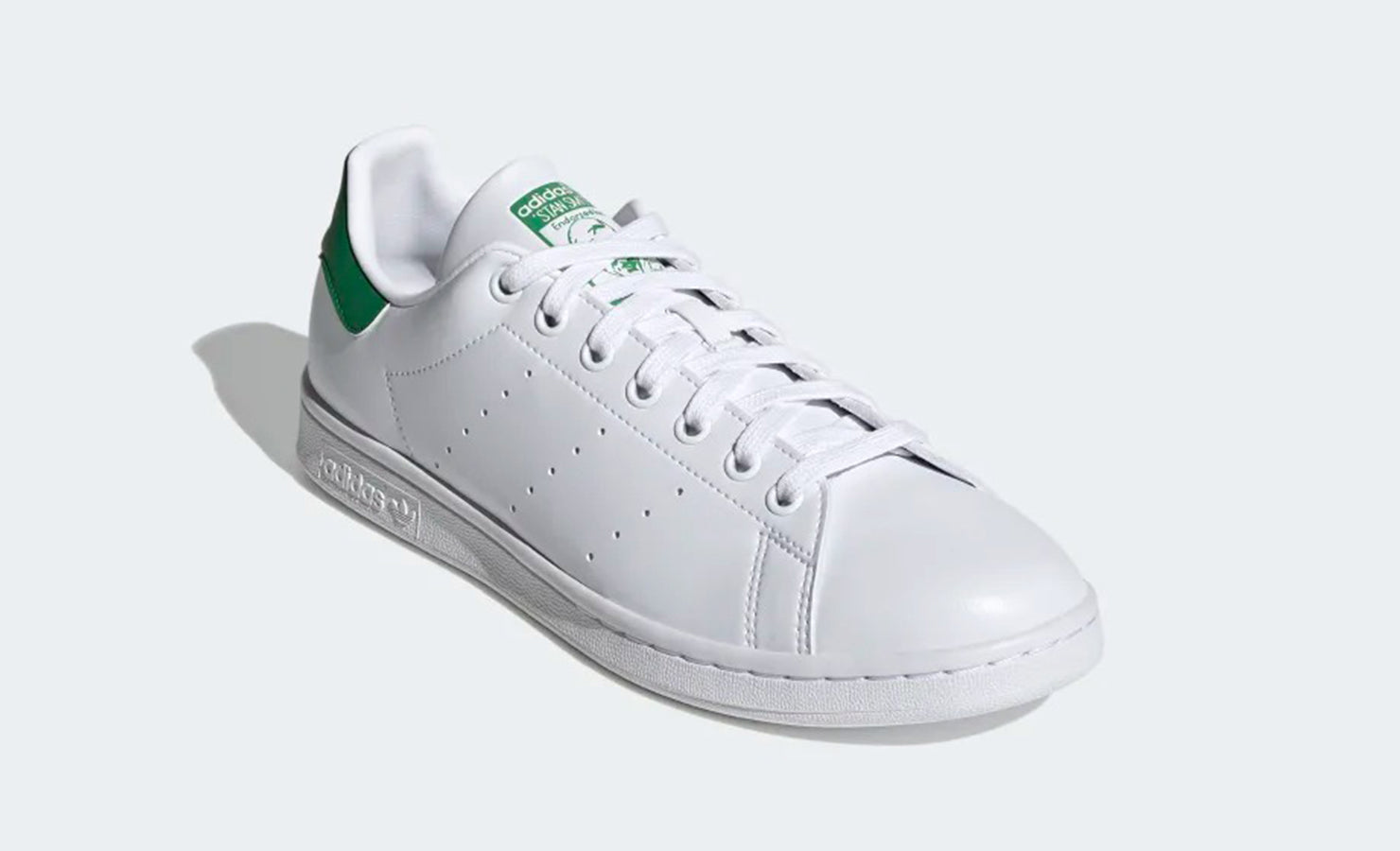 bloomthis-the-best-last-minute-mothers-day-gifts-stan-smith-adidas-original
