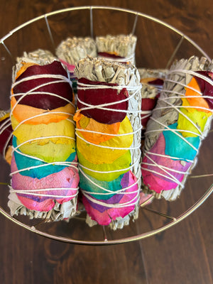 7 Chakra Smudge - Honey Wall Holistic